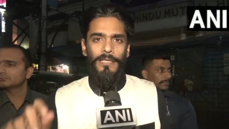 बंगाल - बंगाल की सियासी जंग: 33 सीटों पर चुनाव लड़ेगी आईएसएफ, 4 सीटों पर लेफ्ट के साथ फ्रेंडली फाइट की नौबत