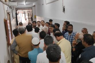 SIR: - SIR: पश्चिम बंगाल आए न्यायाधीशों के सामने भाषा बड़ी चुनौती, एसआईआर के लिए 150 से अधिक न्यायिक अधिकारी तैनात