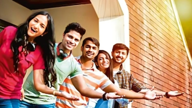 बदलाव: - बदलाव: जाम होते दिमाग को बचाने का जेन-जी इंतजाम, राहत के लिए अपनाए टेक कर्फ्यू और डिजिटल डिटॉक्स जैसे नए तरीके