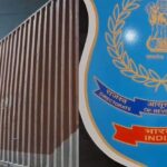 Mumbai: - Mumbai: नौ करोड़ रुपये के प्रतिबंधित चाइनीज वॉकी-टॉकी जब्त, डीआरआई की नवी मुंबई बंदरगाह पर बड़ी कार्रवाई