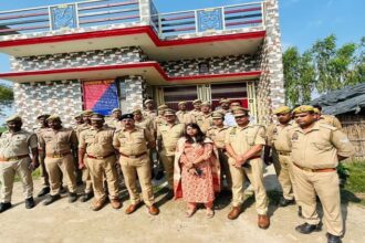 UP News: - UP News: लखीमपुर खीरी में अंतरराष्ट्रीय ड्रग तस्कर विक्की नेपाली पर बड़ी कार्रवाई, 40 लाख का मकान कुर्क