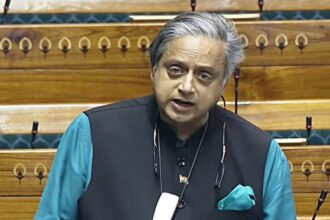 Tharoor: - Tharoor: शशि थरूर ने ट्रांसजेंडर संशोधन विधेयक की कड़ी आलोचना की, कहा- यह बुनियादी उलटफेर