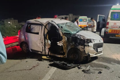 Kanpur - Kanpur Dehat Accident: डिवाइडर पार कर कार की आमने-सामने टक्कर, दो की मौत, दो गंभीर रूप से घायल