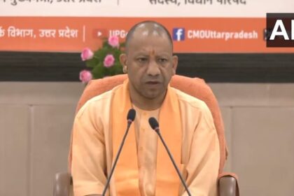 UP Cabinet: - UP Cabinet: निजी बिजनेस पार्क और सौर ऊर्जा समेत कई प्रस्तावों पर लगेगी मुहर, इन पर भी लिया जा सकता है निर्णय