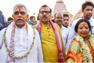 Bengal - Bengal Election: भाजपा में टिकट बंटवारे पर रार, दिलीप घोष की पत्नी बोलीं- परिवारवाद सब पर लिए क्यों नहीं लागू