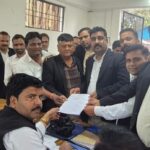 Lakhimpur - Lakhimpur Kheri News: बार अध्यक्ष पद के लिए पहले दिन नहीं बिका कोई पर्चा