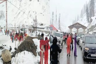 यूपी: - यूपी: गर्मी की चेतावनी के उलट प्रदेश में बदला मौसम, ठंडी हवाओं के साथ बारिश की चेतावनी हुई जारी