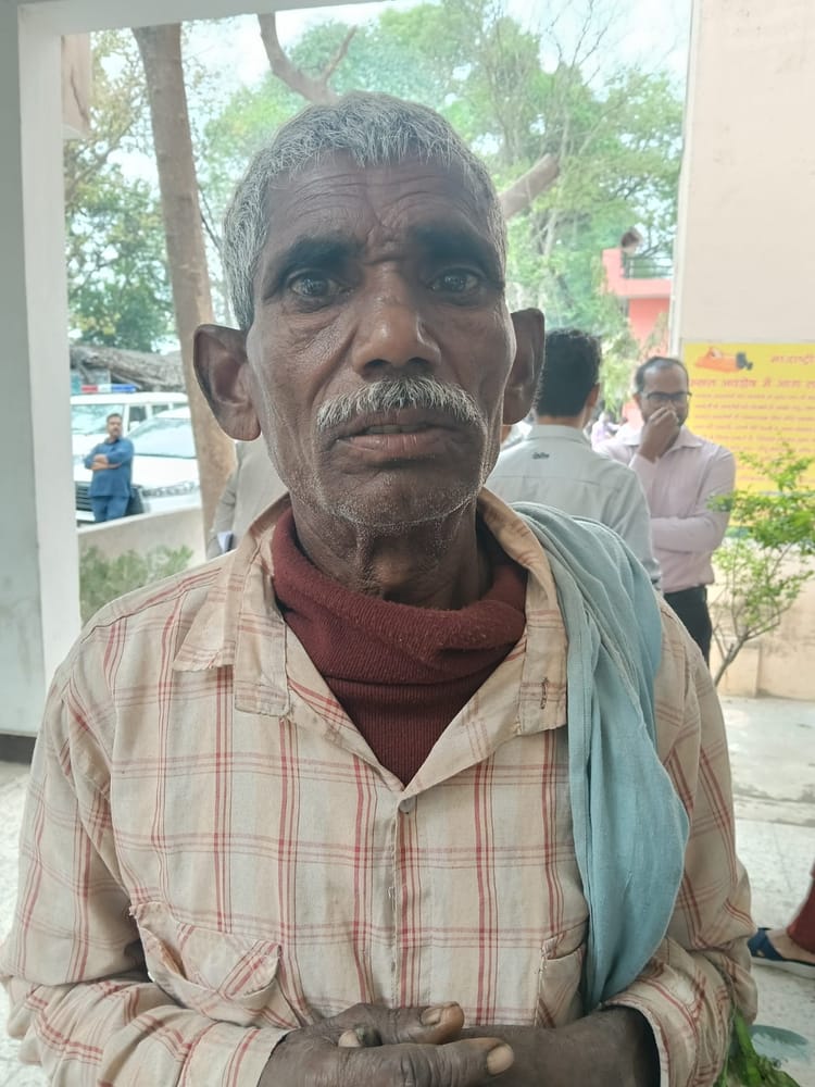 Lakhimpur - Lakhimpur Kheri News: जमीन विवादों में फंसा समाधान दिवस, निस्तारण नगण्य