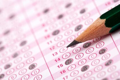 UP Police - UP Police SI Answer Key: यूपी दारोगा की उत्तर कुंजी जारी, 26 मार्च तक दर्ज कराएं आपत्ति; जानें मार्किंग स्कीम