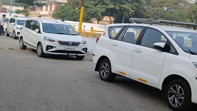 UP: रेलवे - UP: रेलवे ठेकेदार पर आयकर का शिकंजा, टीडीएस में गड़बड़ी की जांच; राधा वैली में घर पर घंटों चला सर्वे