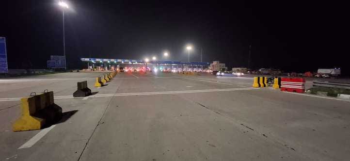 UP: मेरठ-दिल्ली - UP: मेरठ-दिल्ली एक्सप्रेस वे पर सफर होगा महंगा, 31 मार्च की आधी रात से बढ़ेगा टोल, जानें कितना देना होगा टैक्स