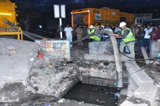 Bareilly - Bareilly News: सेटेलाइट बस अड्डे के पास नाले में गिरा युवक, तलाश में जुटीं कई टीमें, नहीं चला पता