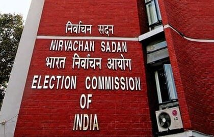 EC: केरल - EC: केरल में चुनाव आयोग के सर्कुलर पर भाजपा की सील होने का विवाद बढ़ा, पुलिस ने सोशल पोस्ट पर शुरू की कार्रवाई