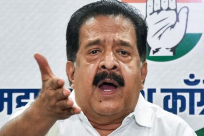 केरल - केरल में अगला CM कौन बनेगा?: चुनावी सरगर्मियों के बीच वरिष्ठ कांग्रेस नेता के जवाब ने चौंकाया, जानिए क्या कहा?