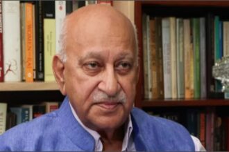 West - West Asia Conflict: 'पाकिस्तान मध्यस्थ नहीं, सिर्फ पोस्टमैन है', एमजे अकबर ने भारत को बताया बराबरी वाला देश