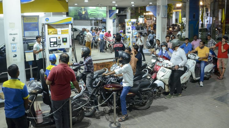 होर्मुज - होर्मुज में तनाव के बीच सरकार बोली: पेट्रोल-डीजल और LPG की कोई कमी नहीं; देश में 60 दिन का तेल भंडार मौजूद