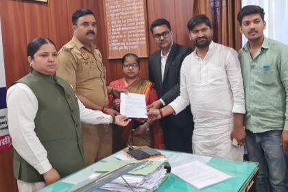 UP: स्वामी - UP: स्वामी अविमुक्तेश्वरानंद की फिर बढ़ीं मुश्किलें, काशी की मुस्लिम महिला ने एफआईआर दर्ज कराने को दी तहरीर