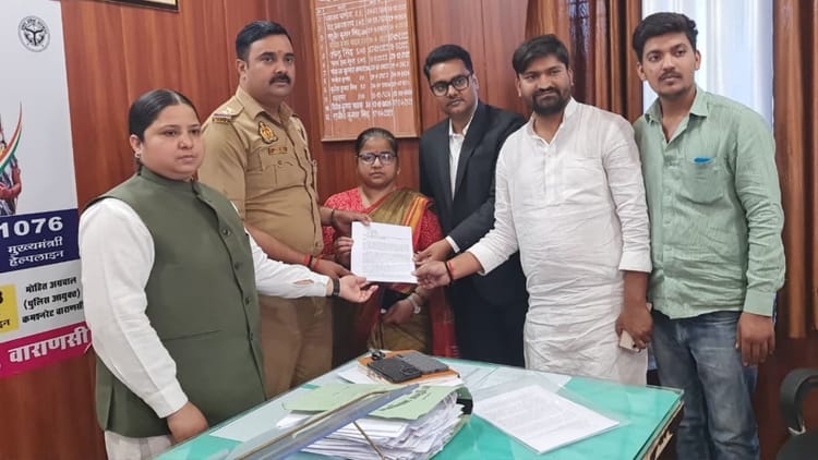 UP: स्वामी - UP: स्वामी अविमुक्तेश्वरानंद की फिर बढ़ीं मुश्किलें, काशी की मुस्लिम महिला ने एफआईआर दर्ज कराने को दी तहरीर