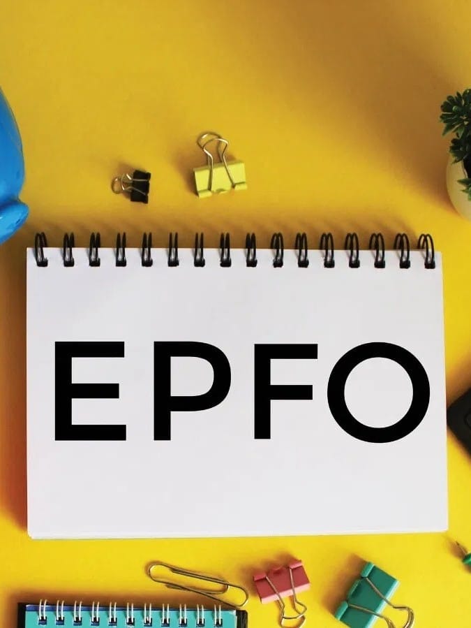UP News: - UP News: EPFO के पैसे जमा करने में देरी पर डलमऊ बीडीओ के खिलाफ अरेस्ट वारंट जारी, रिकवरी ऑफिसर ने की कार्रवाई