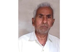 Hathras - Hathras Accident: ट्रैक्टर और टेंपो की भिड़ंत में वृद्ध की मौत, एक बच्ची व महिला घायल