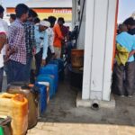 Lakhimpur - Lakhimpur Kheri News: पंपों पर भीड़ उमड़ी तो 500 रुपये से ज्यादा का डीजल देना किया बंद