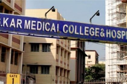 आरजी - आरजी कर अस्पताल में 'सिस्टम का कत्ल': नशे में धुत थे लिफ्ट ऑपरेटर, जांच में बड़ा खुलासा