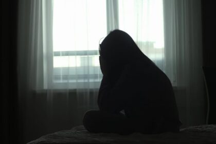 Tamil - Tamil Nadu: अन्ना विश्वविद्यालय के प्रोफेसर पर यौन उत्पीड़न का मामला दर्ज, भाजपा ने उठाए सवाल; आरोपी निलंबित