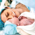 चिंताजनक: - चिंताजनक: देश में प्रति एक लाख जीवित जन्मों पर 24,700 मातृ मृत्यु दर्ज की गईं, नाइजीरिया में स्थिति सबसे भयावह