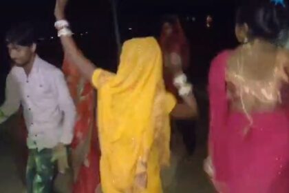 UP: देवर-भाभी - UP: देवर-भाभी ने कर ली आत्महत्या, डीजे पर रात में जमकर किया डांस, सुबह एक ही फंदे पर लटकी मिलीं दोनों की लाशें