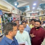 गजब का - गजब का फर्जीवाड़ा: एक ही क्लास की किताबें, हर स्कूल में कीमत अलग-अलग; रेट सुन छूट रहे अभिभावकों के पसीने