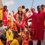 Lakhimpur - Lakhimpur Kheri: नवरात्र के बाद मूर्तियों का विसर्जन, शहर में निकली भव्य शोभायात्रा