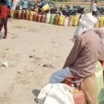 Video: - Video: लखीमपुर खीरी में एलपीजी सिलिंडर न मिलने से उपभोक्ता परेशान, एजेंसी पर लगी लंबी कतार