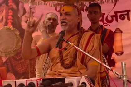 UP: अविमुक्तेश्वरानंद - UP: अविमुक्तेश्वरानंद ने फिर किया गोरक्षा का आह्वान, संत होने को लेकर कही यह अहम बात