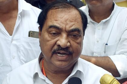 Jalgaon - Jalgaon Land Deal: शरद पवार की पार्टी के नेता खडसे और उनकी बेटी पर मामला दर्ज, धोखाधड़ी से खरीदी थी जमीन