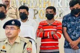 UP News: - UP News: तीन सौ फर्जी फर्में बनाकर कराई करोड़ों की जीएसटी चोरी, लखीमपुर खीरी में चार आरोपी गिरफ्तार