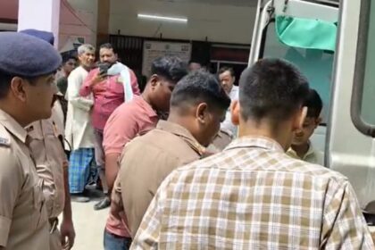 Prayagraj - Prayagraj : चुनावी मुद्दे पर बहस के बाद युवक को चलती ट्रेन से नीचे फेंका, सिर में चोट लगने से मौत