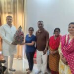 UPPCS: - UPPCS: शिप्रा यादव ने बढ़ाया परिवार का मान, असिस्टेंट कमिश्नर बनने पर मोहल्ले में मनाया जश्न