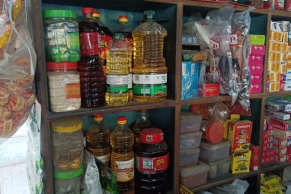 Lakhimpur - Lakhimpur Kheri News: रिफाइंड तेल के बढ़े दाम... महंगी हुई आम आदमी की थाली