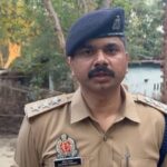 Sultanpur - Sultanpur News: गुस्से में युवक बना हैवान, पत्नी और नौ माह के मासूम पर कुल्हाड़ी से किया हमला; बालक की मौत