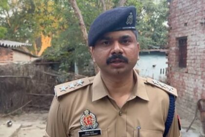 Sultanpur - Sultanpur News: गुस्से में युवक बना हैवान, पत्नी और नौ माह के मासूम पर कुल्हाड़ी से किया हमला; बालक की मौत