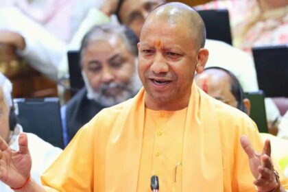 CM Yogi - CM Yogi in Varanasi: सीएम योगी आज काशी से करेंगे स्कूल चलो अभियान की शुरुआत, सभी जिलों में होगा लाइव प्रसारण