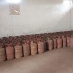 UP: एलपीजी - UP: एलपीजी संकट के बीच लखीमपुर खीरी में 108 सिलिंडर चोरी, चोरों ने गोदाम की दीवार तोड़कर की वारदात