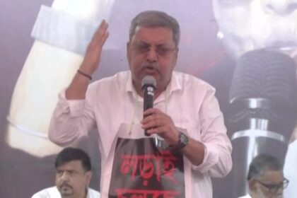 West - West Bengal: भाजपा ने कल्याण बनर्जी के बयान पर चुनाव आयोग से की शिकायत, भड़काऊ भाषा का लगाया आरोप