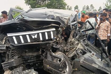 बरेली - बरेली में भीषण हादसा: बड़ा बाइपास पर खड़े टैंकर से टकराई कार, पांच लोगों की मौत, बच्चों समेत तीन घायल