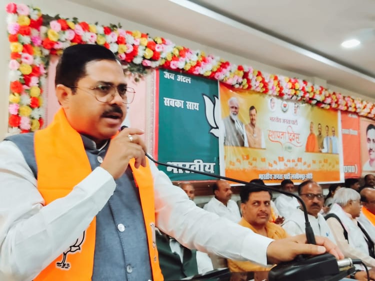 पद परंपरा - पद परंपरा व कार्यकर्ताओं के दम पर आगे बढ़ रही भाजपा : संजय