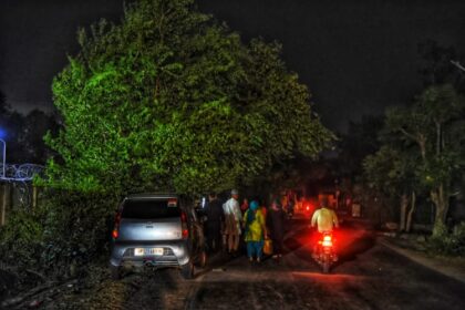 लखनऊ: - लखनऊ: आंधी-बारिश से पांच बिजली उपकेंद्र ठप, आधी रात तक लोग रहे परेशान; कल से फिर तूफान की चेतावनी