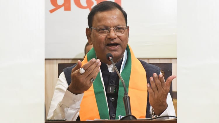 UP: भाजपा - UP: भाजपा का स्थापना दिवस आज, प्रदेश भर में होंगे विविध कार्यक्रम; जनसंपर्क के लिए गांव-गांव जाएंगे कार्यकर्ता