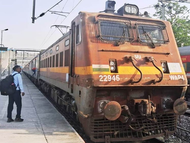 Lakhimpur - Lakhimpur Kheri News: मैलानी से मुंबई के लिए सोमवार से स्पेशल ट्रेन