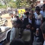 लखीमपुर - लखीमपुर खीरी में बड़ी वारदात: कचहरी परिसर में वकील ने चचेरे भाई के सीने में मारी गोली, हालत नाजुक