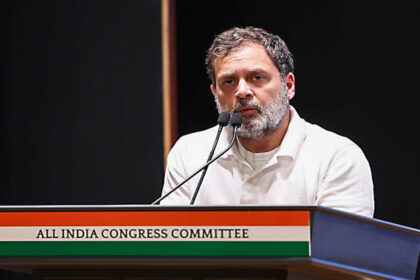 यूपी: - यूपी: राहुल गांधी की नागरिकता पर 15 अप्रैल को हो सकता है फैसला, हाईकोर्ट ने केंद्र सरकार से तलब किए रिकॉर्ड